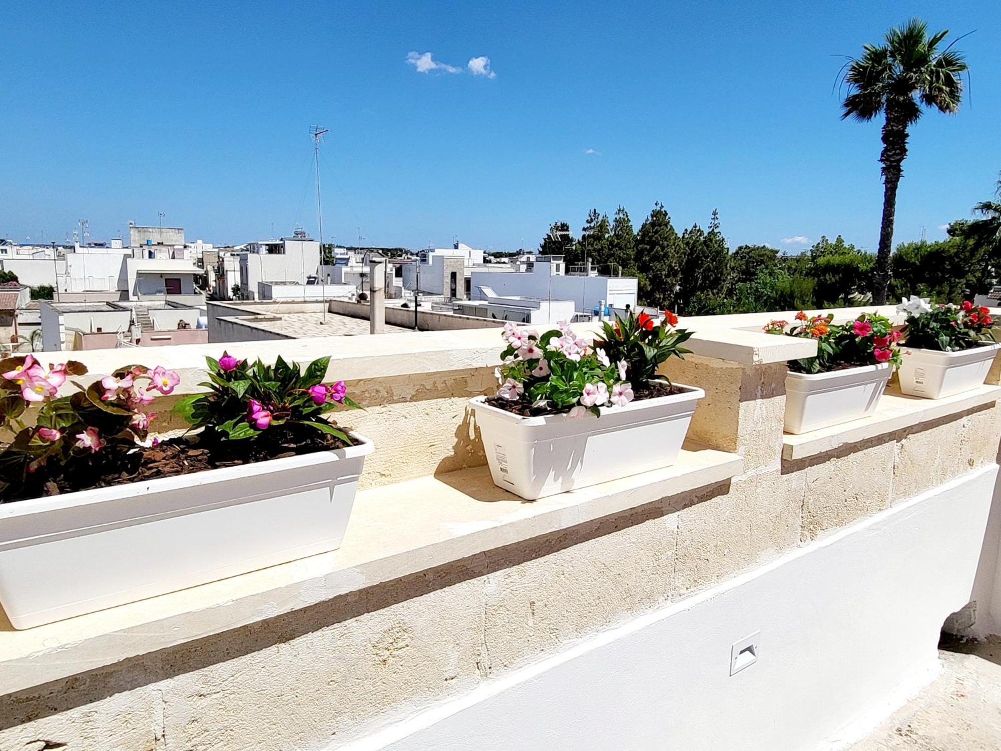 Aquamarina Rooms Porto Cesareo Exterior photo